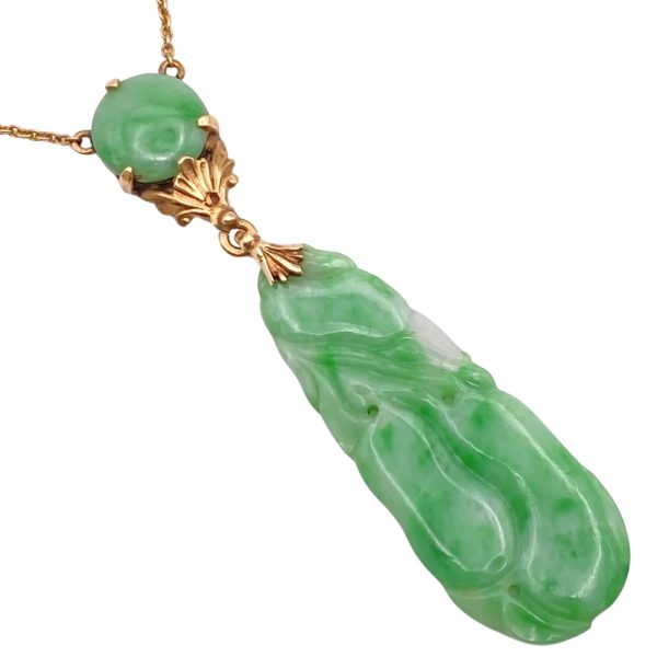 Victorian Apple Green Jade Necklace 14K Gold close up