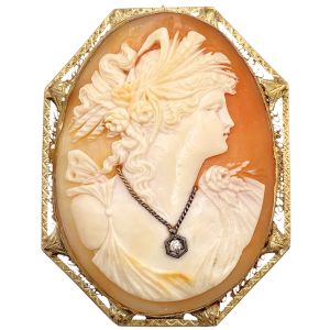 Victorian Cameo Pendant with Diamond Habille 14K Gold