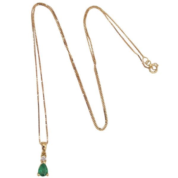 0.43ctw Natural Emerald Necklace 14K Gold full
