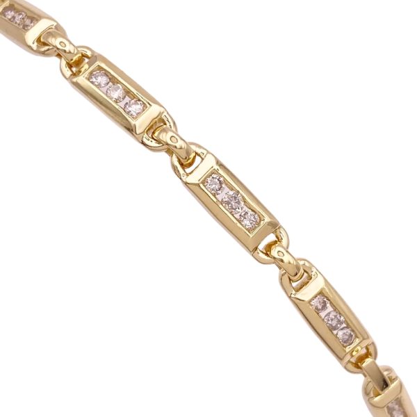 1.92ctw Channel Set Diamond Bracelet 14K Gold close up