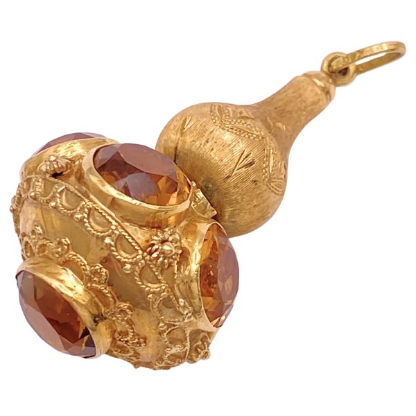 19.62ctw Jeweled Bauble Charm or Pendant 18K Gold bottom