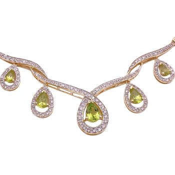 4.62ctw Pear Peridot Necklace 14K Two-Tone Gold close up