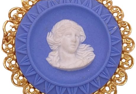 Wedgwood England Blue Cameo Statement Ring 14K Gold