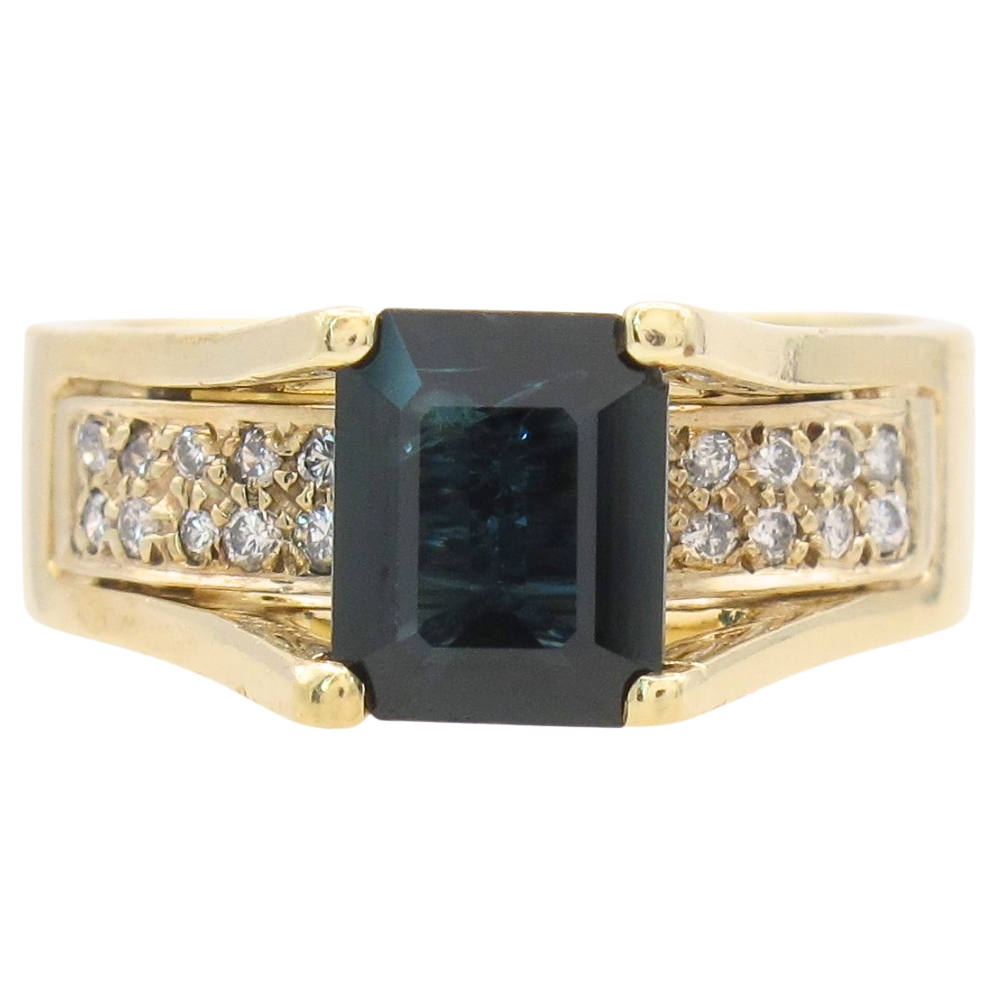 2.04ctw Blue Spinel Ring with Diamond Accent 14K Gold