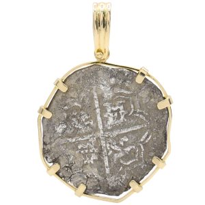 Shipwreck 8 Reales Silver Coin Pendant in 14K Gold front