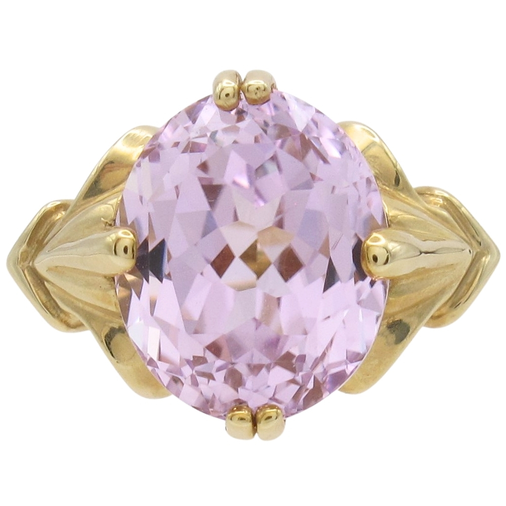 3.5ct Oval Kunzite Solitaire Ring 14K Gold
