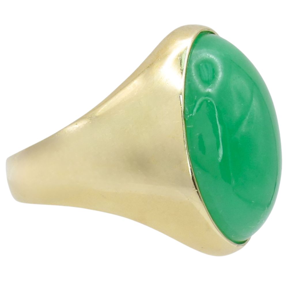 Oval Apple Green Jade Men's Signet Ring 14K Yellow Gold Side Oval Apple Green Jade Men's Signet Ring 14K Yellow Gold Side