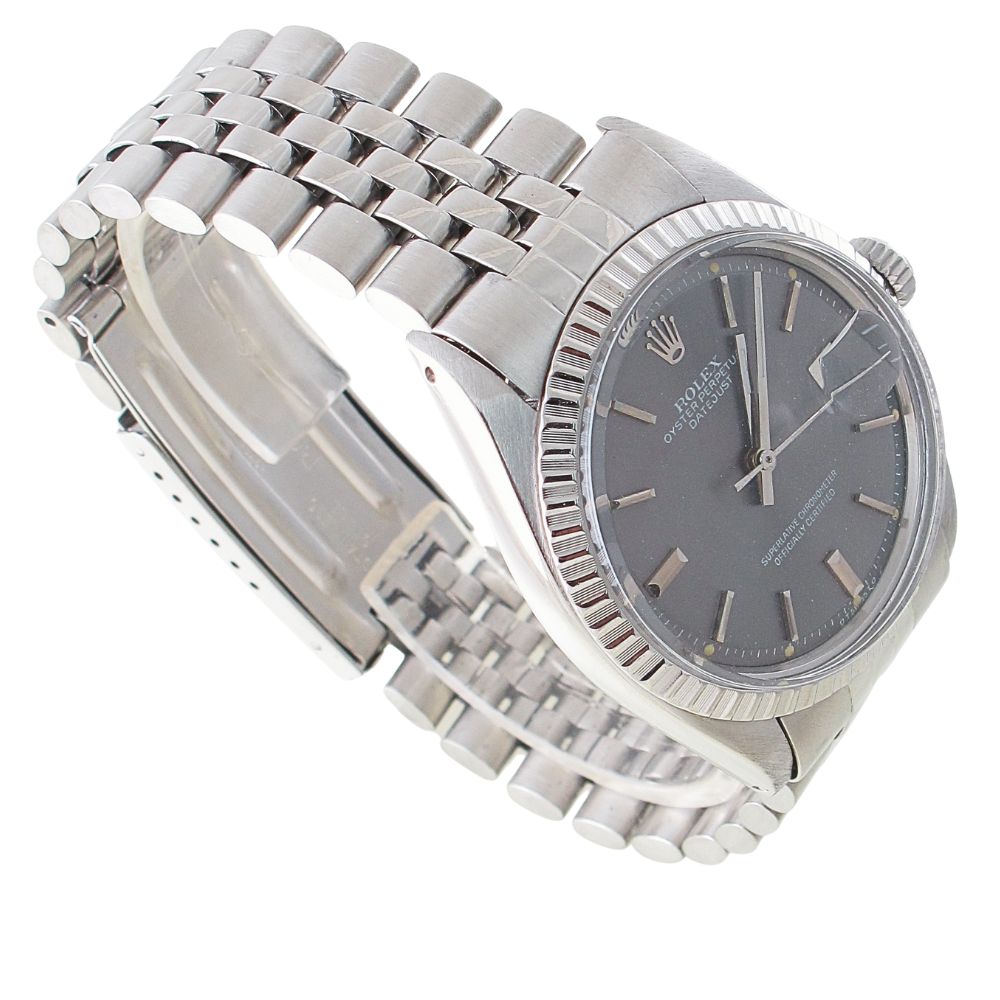 Pre-Owned Vintage Rolex Datejust (1971) Stainless Steel Model 1601 Right