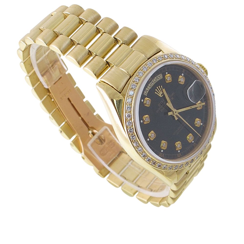 Pre-owned Rolex 36mm Day-Date Presidential (1978) 18k Yellow Gold 18038 Right