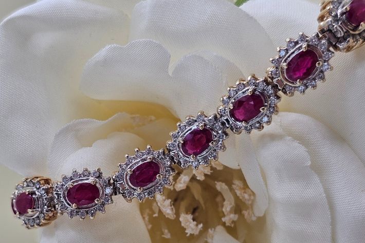 gemstone jewelry for sale in tampa bay