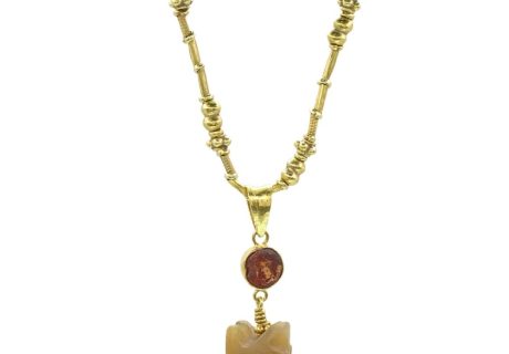 Antique Handmade Pre-Columbian Carved Quartz Frog Necklace 22k Gold Frog