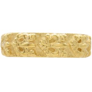 Fleur De Lis Relief Band Ring 18K Yellow Gold front