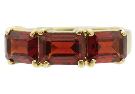 14K Yellow Gold 3 Garnet Gemstone Ring Front View