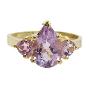 14K Yellow Gold 3-Stone Amethyst Ring, Center Pear Cut, Two Trillion Cuts Adorning Either Side Front View