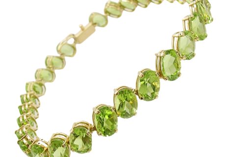 14K Gold Oval-Cut Peridot Tennis Bracelet Display