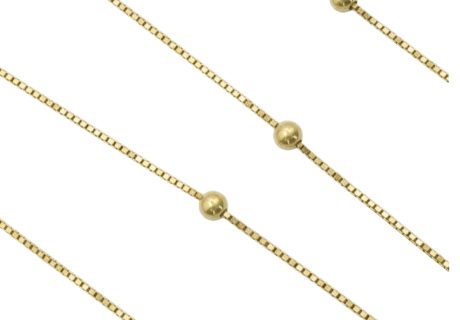14K Gold Stationary Ball Box Link Chain Necklace Close Up Display