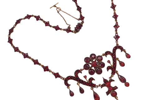 Victorian Era Bohemian Garnet Belle Époque Necklace