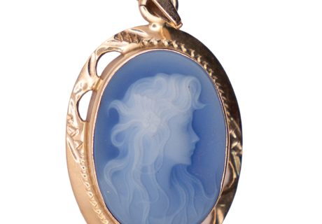 Blue Cameo Pendant 14k Yellow Gold Front