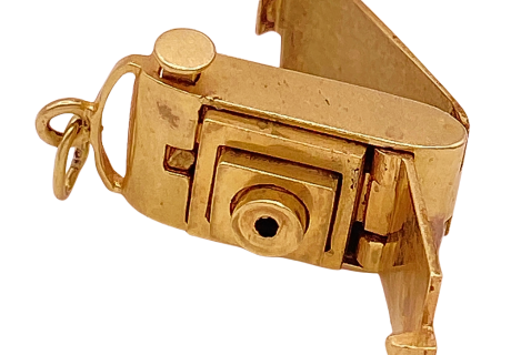 Mechanical Camera Charm 14KYG