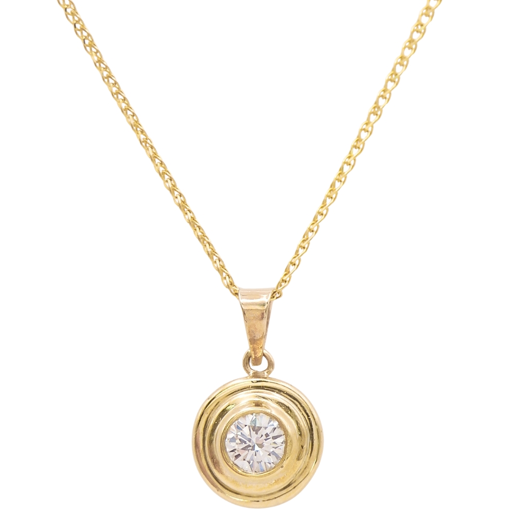 0.28ct Diamond Solitaire Bezel Pendant Necklace 14K Gold