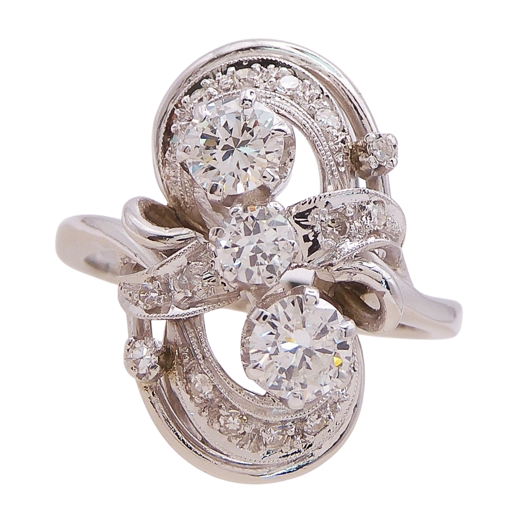 Retro 0.88ctw Diamond Fashion Ring 18k White Gold